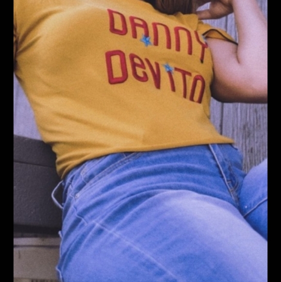 Danny Devito crop top Shirt Small - Picture 1 of 6